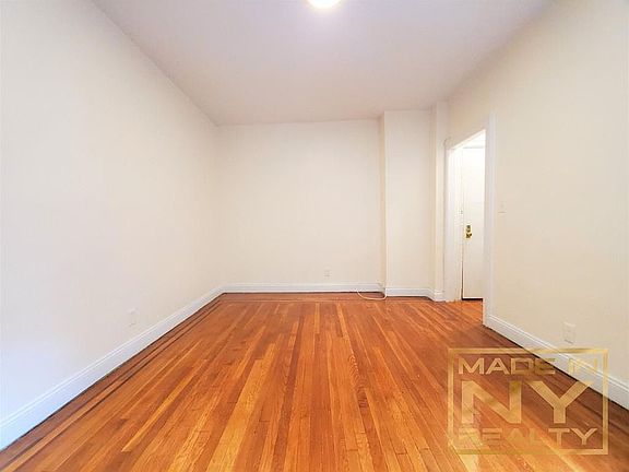 5th image of 25-23 31st Ave APT B15