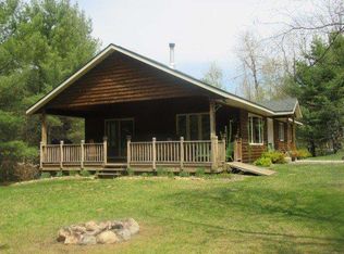 7580 Shoreland Dr, Lake Tomahawk, WI 54539