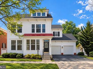 10064 Orland Stone Dr, Bristow, VA 20136