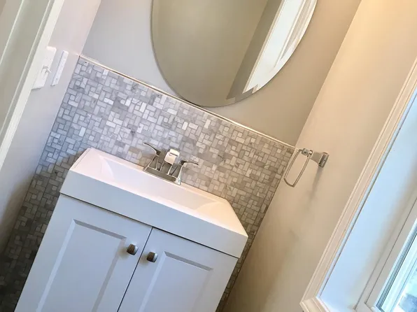 202 Queen St #B, Ithaca, NY 14850