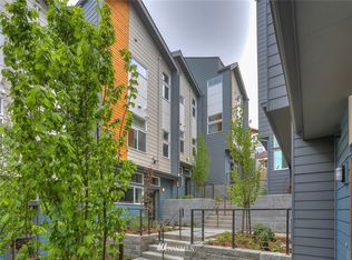 2605 E 22nd Ave W, Seattle, WA 98199