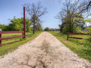 1027 Fm 1696 Rd W, Huntsville, TX 77320