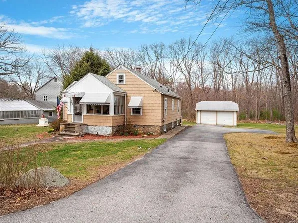 2192 Victory Hwy, Burrillville, RI 02830