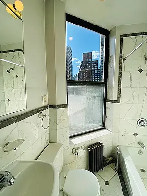 Rented by CitySites Real Estate Group | media 14