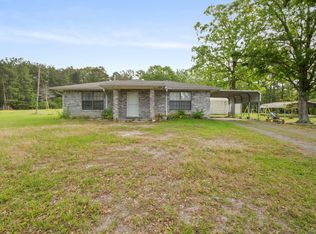 216 Hammond St, Hornbeck, LA 71439