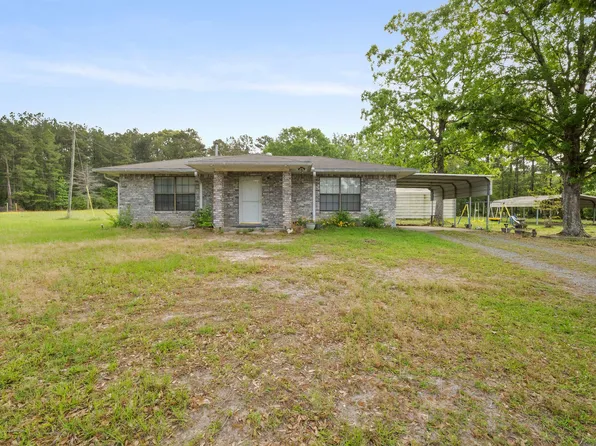 216 Hammond St, Hornbeck, LA 71439