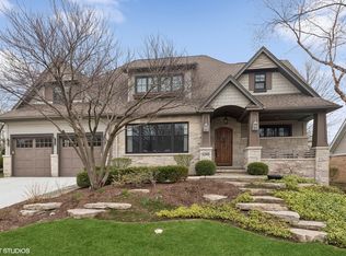 1245 N Illinois Ave, Arlington Heights, IL 60004