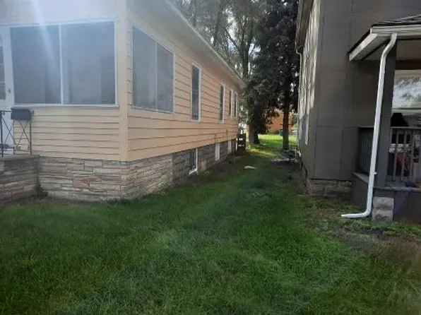 412 S Hancock St, Gary, IN 46403