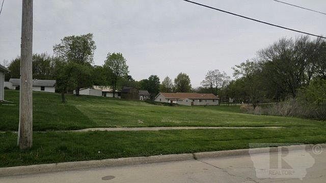 2nd image of 1613 S 16th St