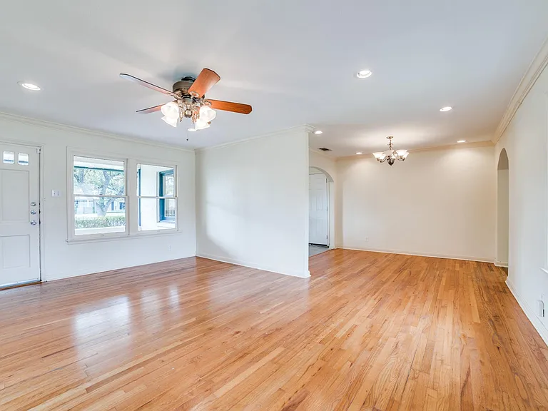 1149 Garraty Rd — Photo 4