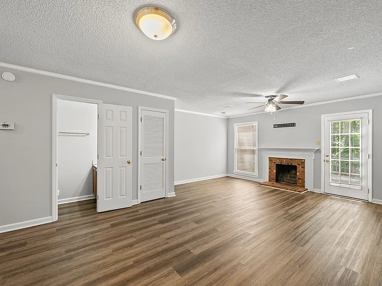 4608 Jacqueline Ln — Photo 15