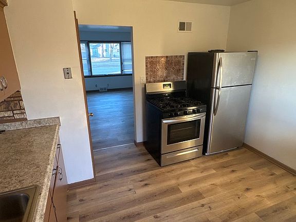 2nd image of 2327 W Howard Ave #1