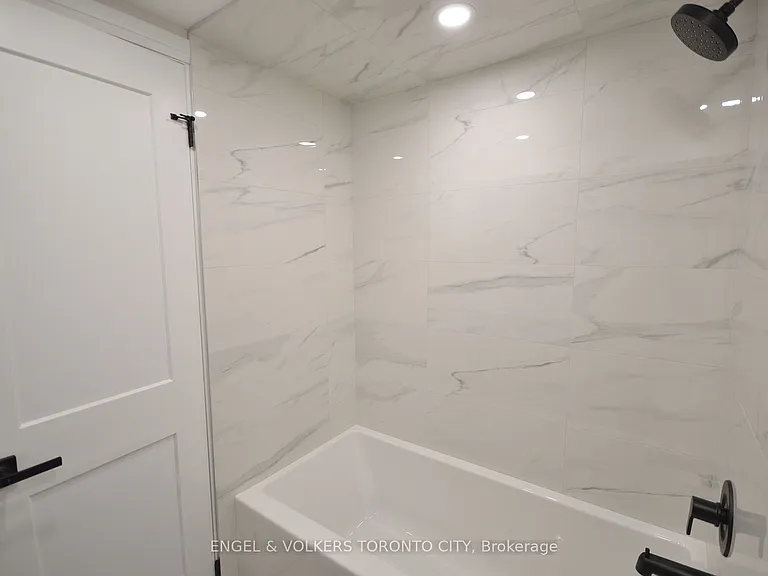 139 Queen St #BASEMENT — Photo 11