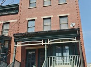 1018 W Rundell Pl #1, Chicago, IL 60607