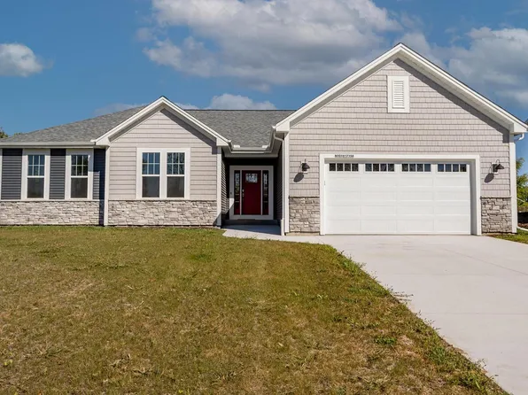 N101W17154 Tanglewood DRIVE, Germantown, WI 53022