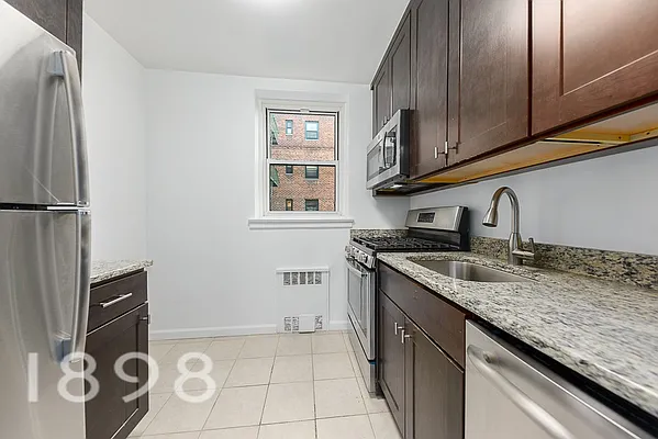 Rented by A&E Real Estate Management | media 8