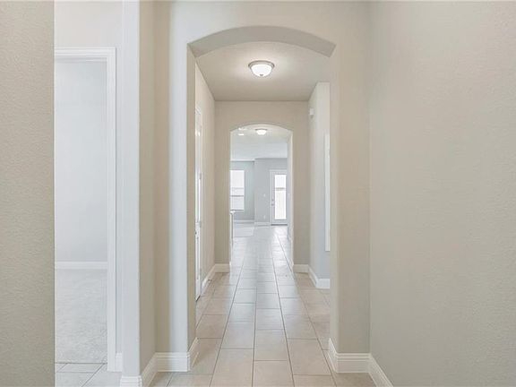 5th image of 2113 Euclid Ave