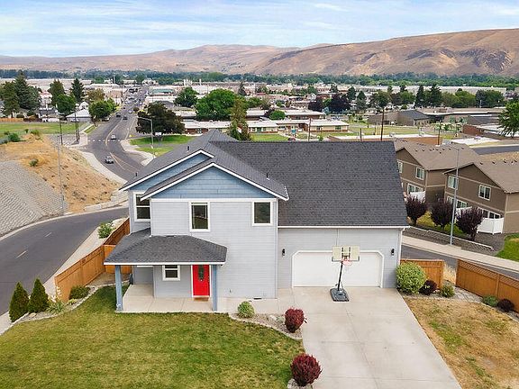 5th image of 7 Hovde Park Dr