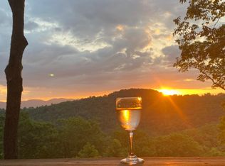 78 Citadel Ln, Scaly Mountain, NC 28775