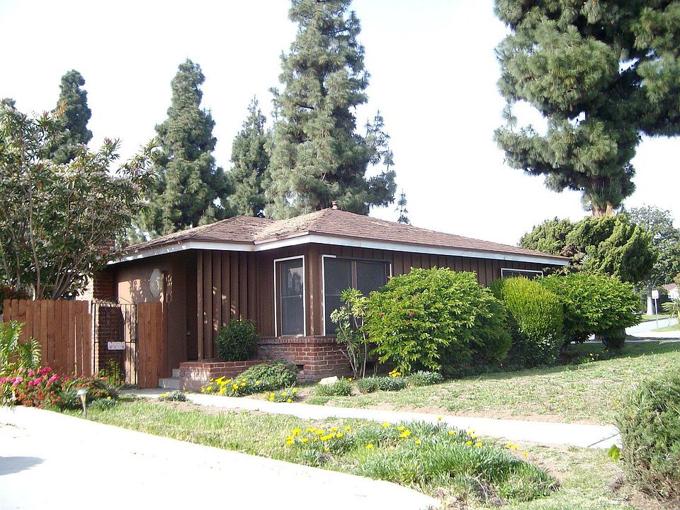 1st image of 5403 Rockne Ave
