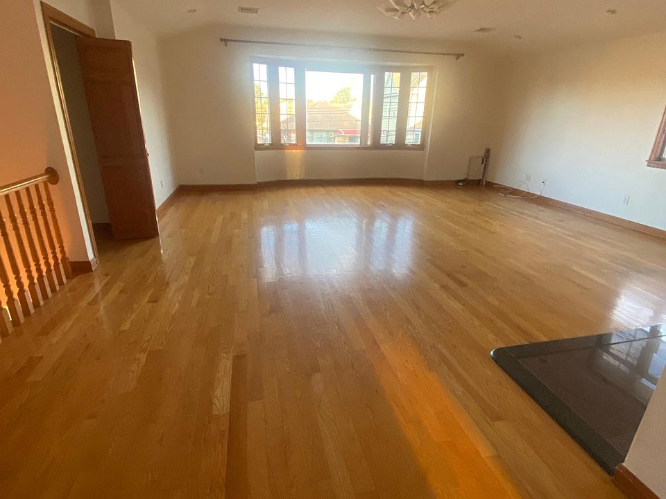 1st image of 4346 157th St Floor 2