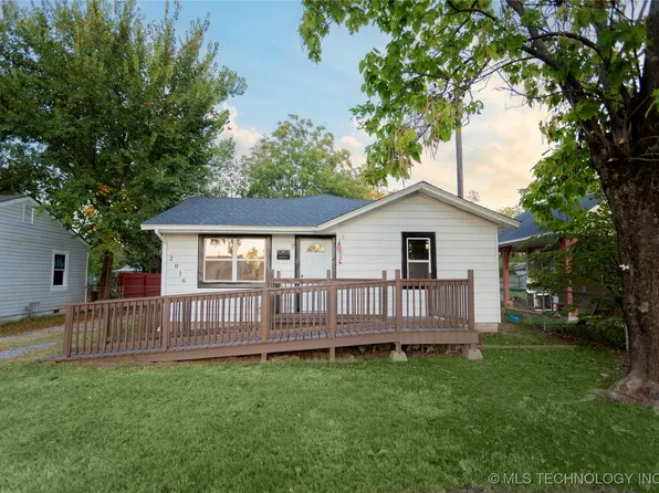 2016 N 14th St, McAlester, OK 74501