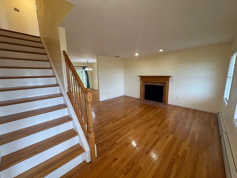 32 Tyler Hill Rd — Photo 8