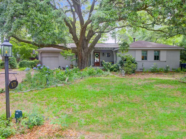 971 Cliffwood Dr, Mount Pleasant, SC 29464