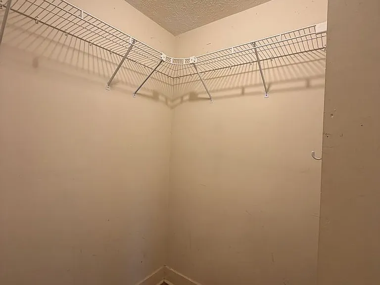 207 Goodman Pl — Photo 22