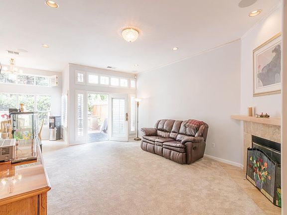4th image of 2208 Vizcaya Cir