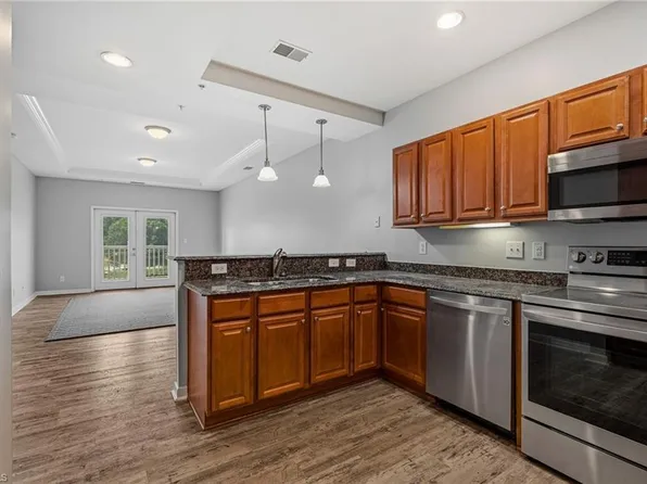 605 W Market St Unit 314, Greensboro, NC 27401