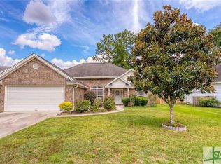 224 Pebblestone Dr, Bloomingdale, GA 31302