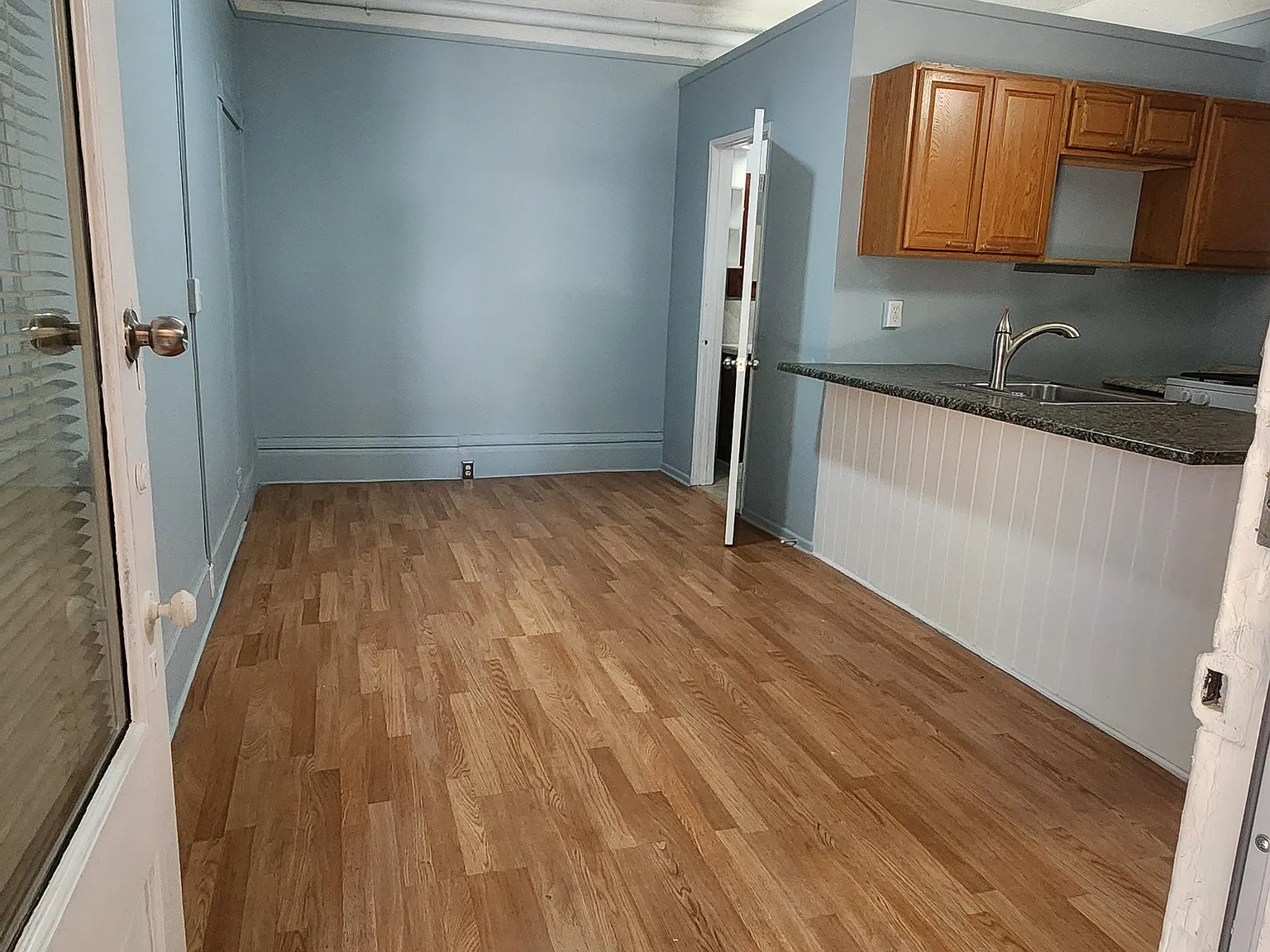 Studio, 372 sqft, $1,695 — Photo 2