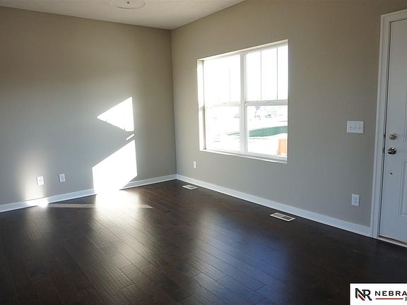 4th image of 13802 S 50th St