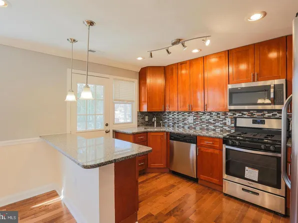 5520 Leith Rd, Baltimore, MD 21239