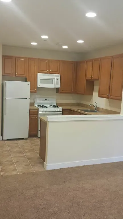 5301 Germantown Ave — Photo 2