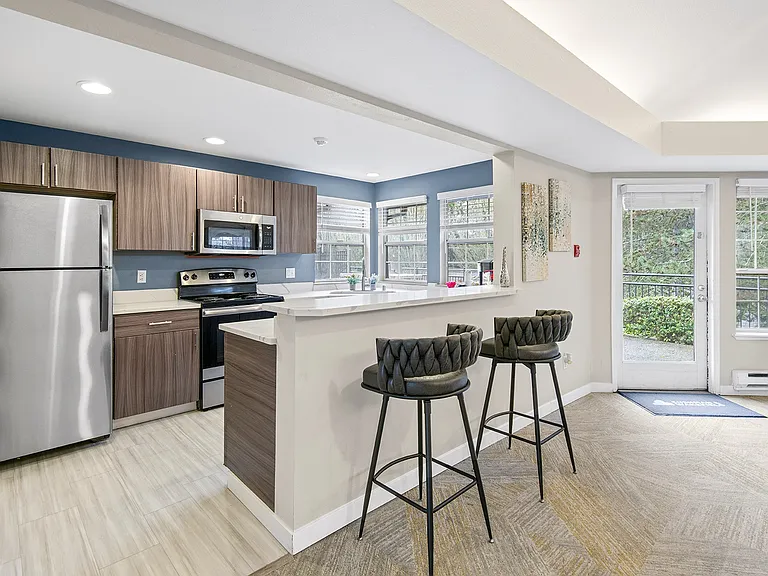 North Creek Heights Apartments — Photo 13