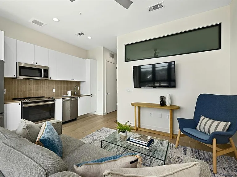 800 Embassy Dr #507 — Photo 12