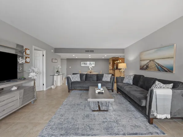 2860 S OCEAN Boulevard #316, Palm Beach, FL 33480