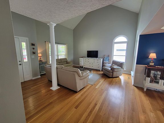 4th image of 1193 Wyndham Hills Dr