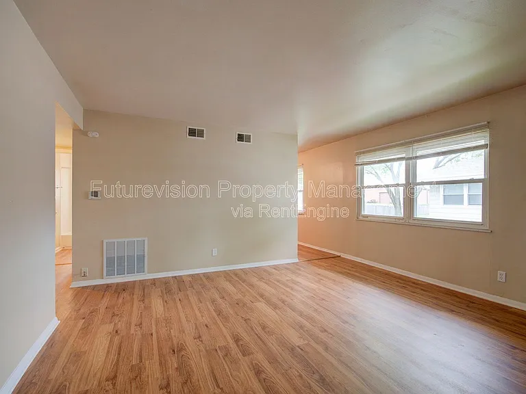 1315 Argo Ln #4 — Photo 4