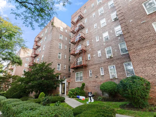 39-55 51st Street image 17 of 17