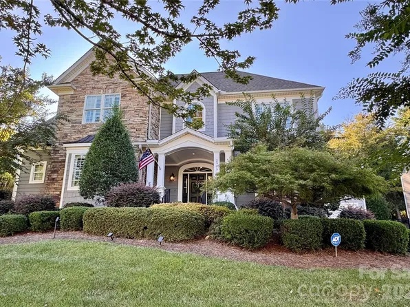 2909 Donegal Dr, Kannapolis, NC 28081