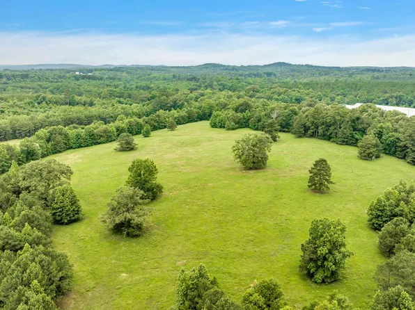 9822 Nasturtium, Ore City, TX 75683