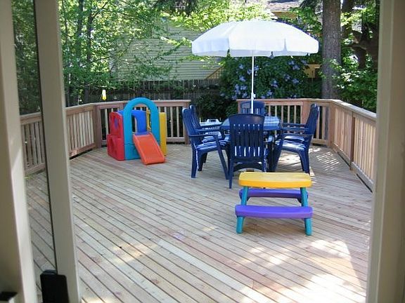 390 sf deck