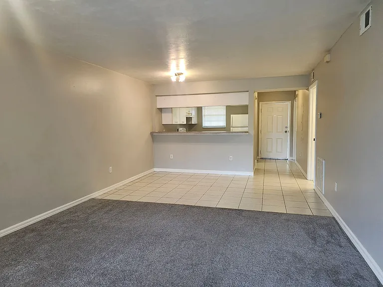 621 SW 47th Ter #103 — Photo 15