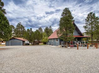 1912 Little Doe Trl, Overgaard, AZ 85933
