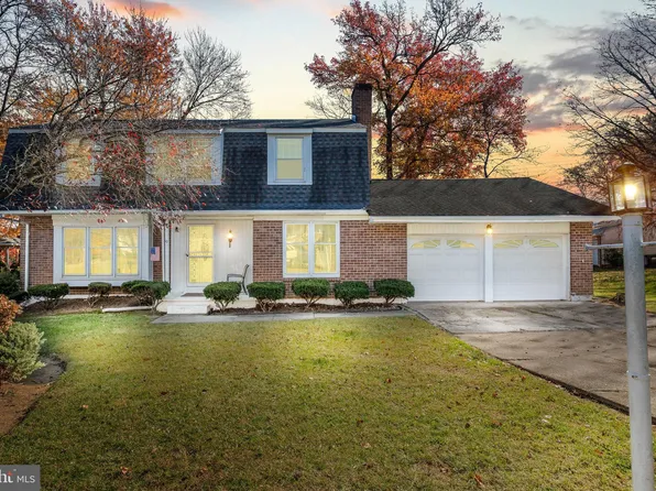 10 Basswood Ln, Wilmington, DE 19810