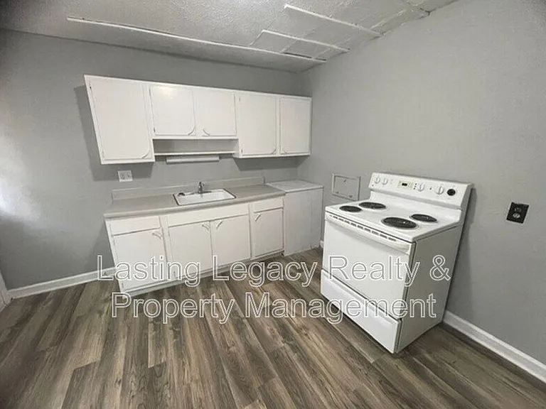 1134 Conley St #D — Photo 7