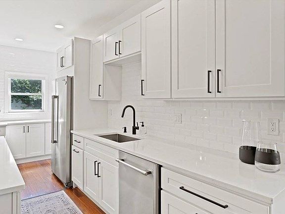 5th image of 28 Silver St